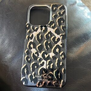 ⭐️ 4 for 20! Kate spade leaopard print iPhone 14pro case